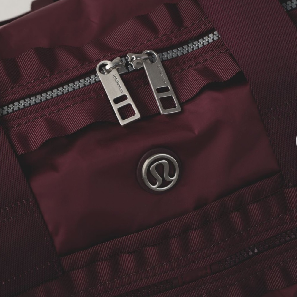 Lululemon Gym To Win Duffel - Picture 6 of 15